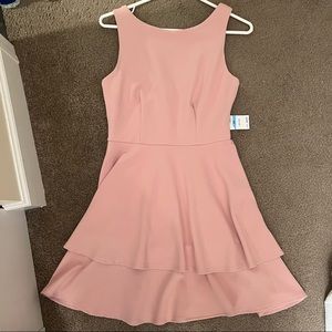 Pale pink dress. Size 5/6. Never worn.